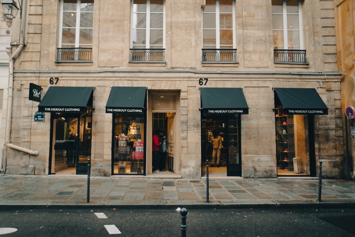Boutique Showroom de 167 m2 avec Haussmannien Chic, 167 sqm, pop up store in Paris, third interior view