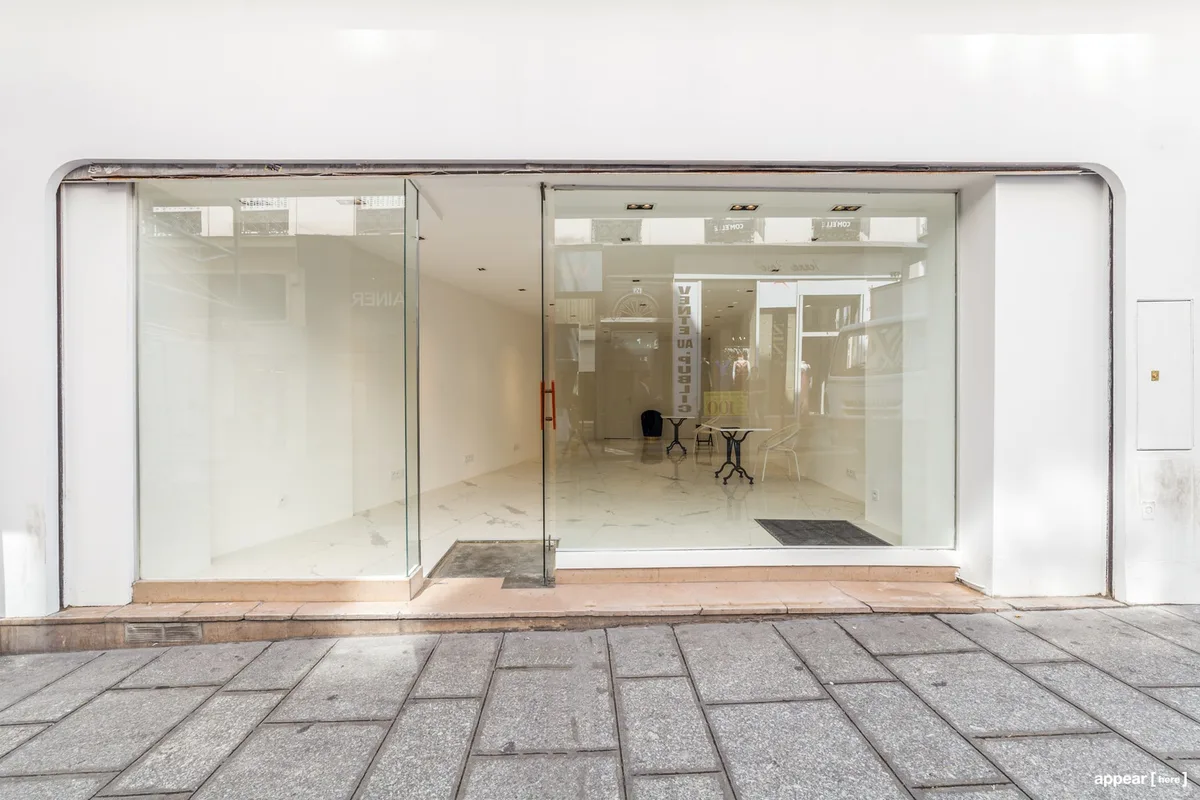 Boutique-Showroom with Double Frontage on Rue d'Aboukir, 60 sqm, pop up store in Paris