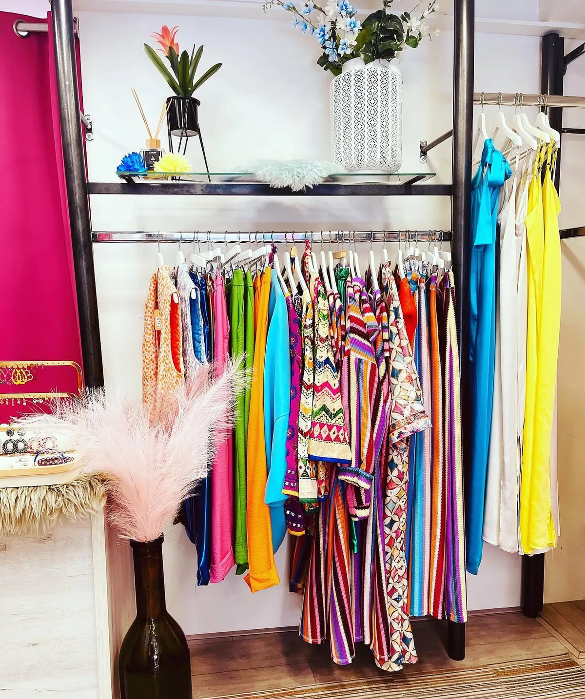 Boutique Space Available on Hoogstraat, Antwerp, 10 sqm, pop up store in Antwerpen, second interior view
