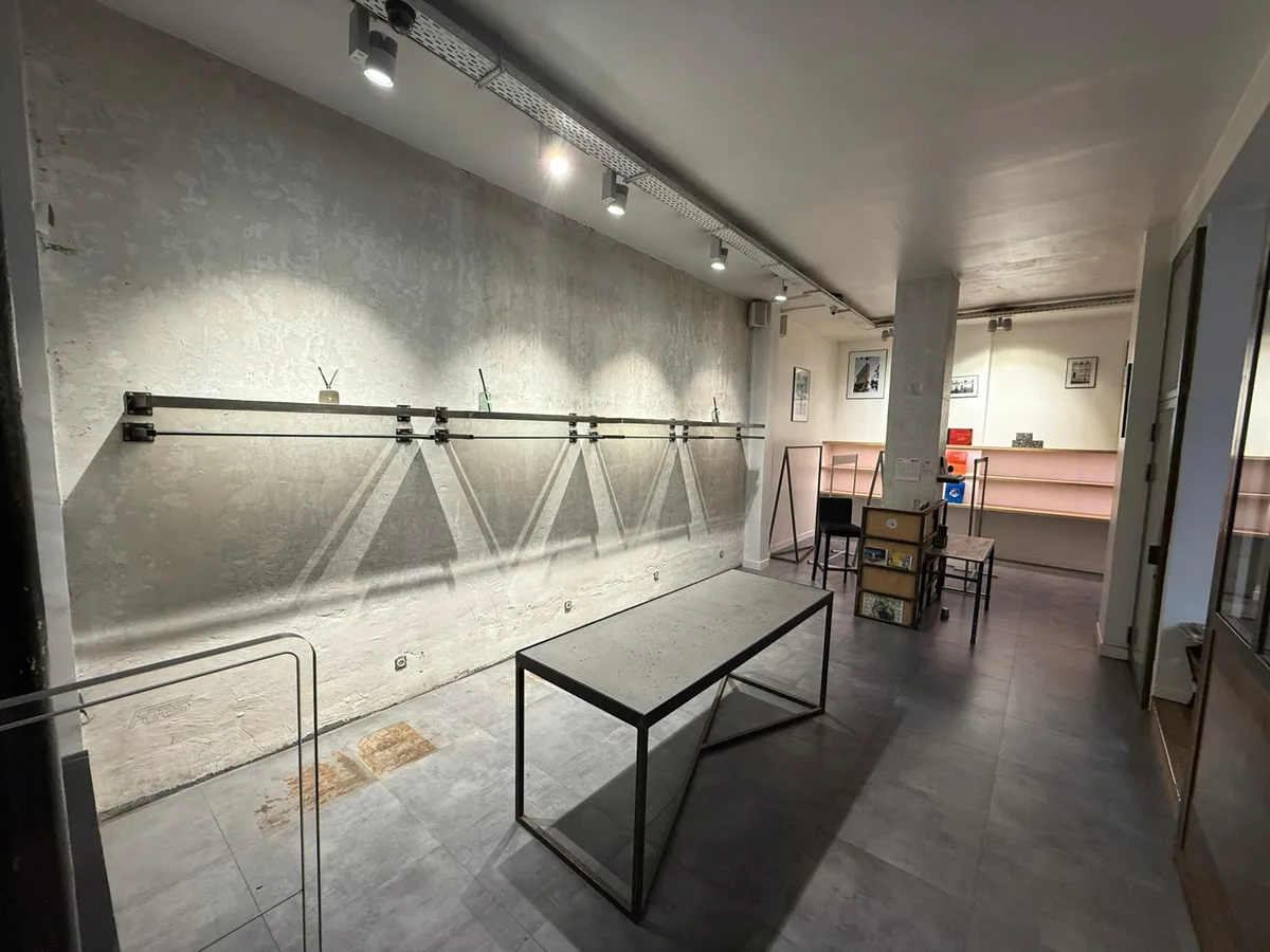 Boutique Space for Lease - Ideal for Creators in Paris 10e, 45 sqm, pop up store