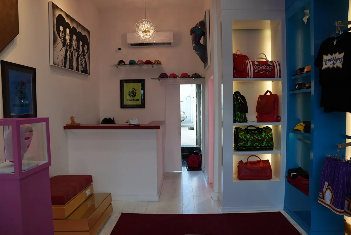 Boutique Space in the Fairfax District, 47 sqm, pop up store in Los Angeles, additional interior view