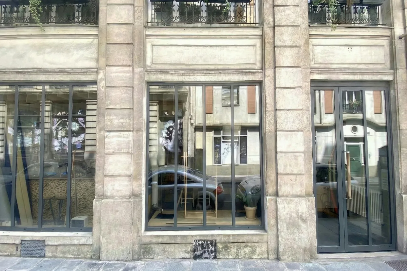 Boutique Space on Rue Froissart, Paris 3rd Arrondissement