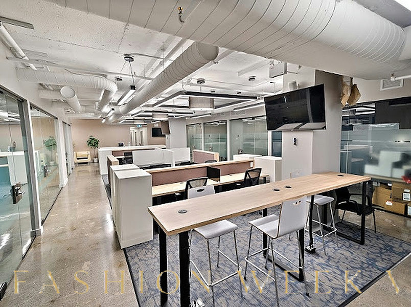 Brand New Multi-Purpose Closed Office Space, corporate event, pop-up rental in Montréal, interior view