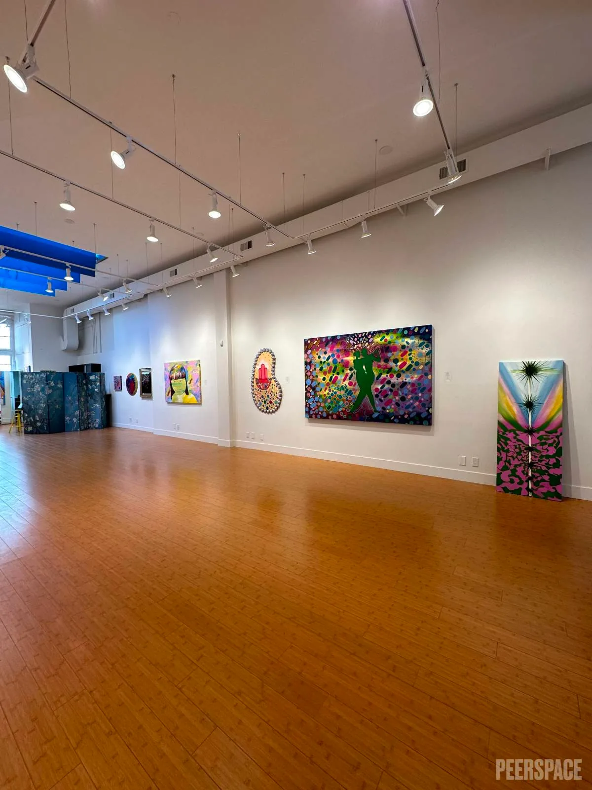 Bright Art Gallery in Santa Monica with Flexible Space, 121 sqm, art exhibition, pop-up rental, second interior view