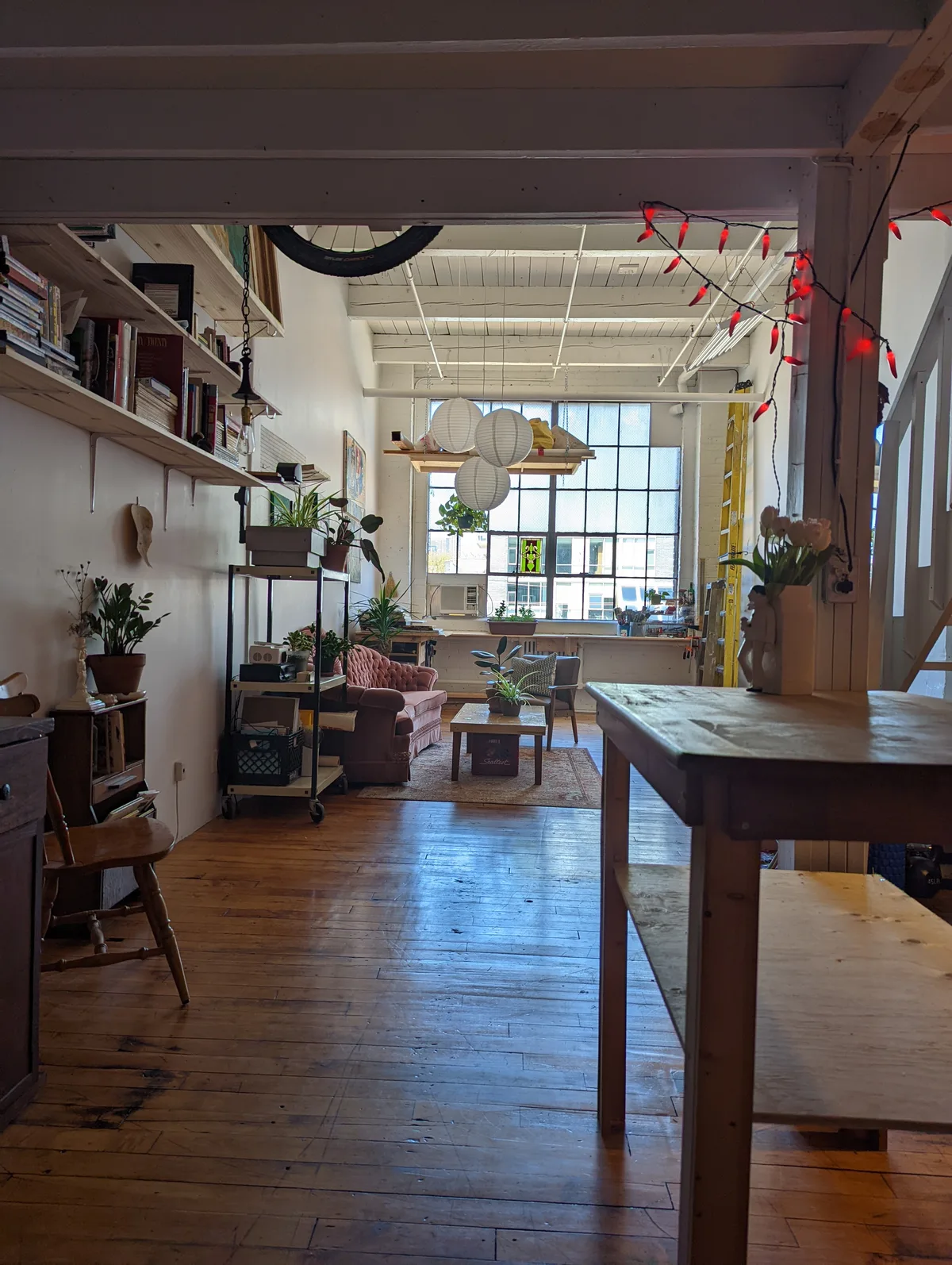 Bright Artist Live/Work Loft in Historic Building, 56 sqm, photo shoot, pop-up rental in Toronto
