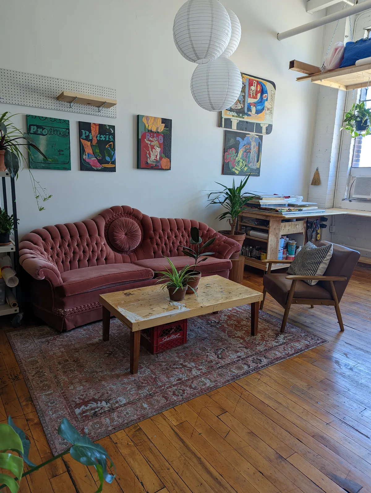 Bright Artist Live/Work Loft in Historic Building, 56 sqm, photo shoot, pop-up rental in Toronto, second interior view