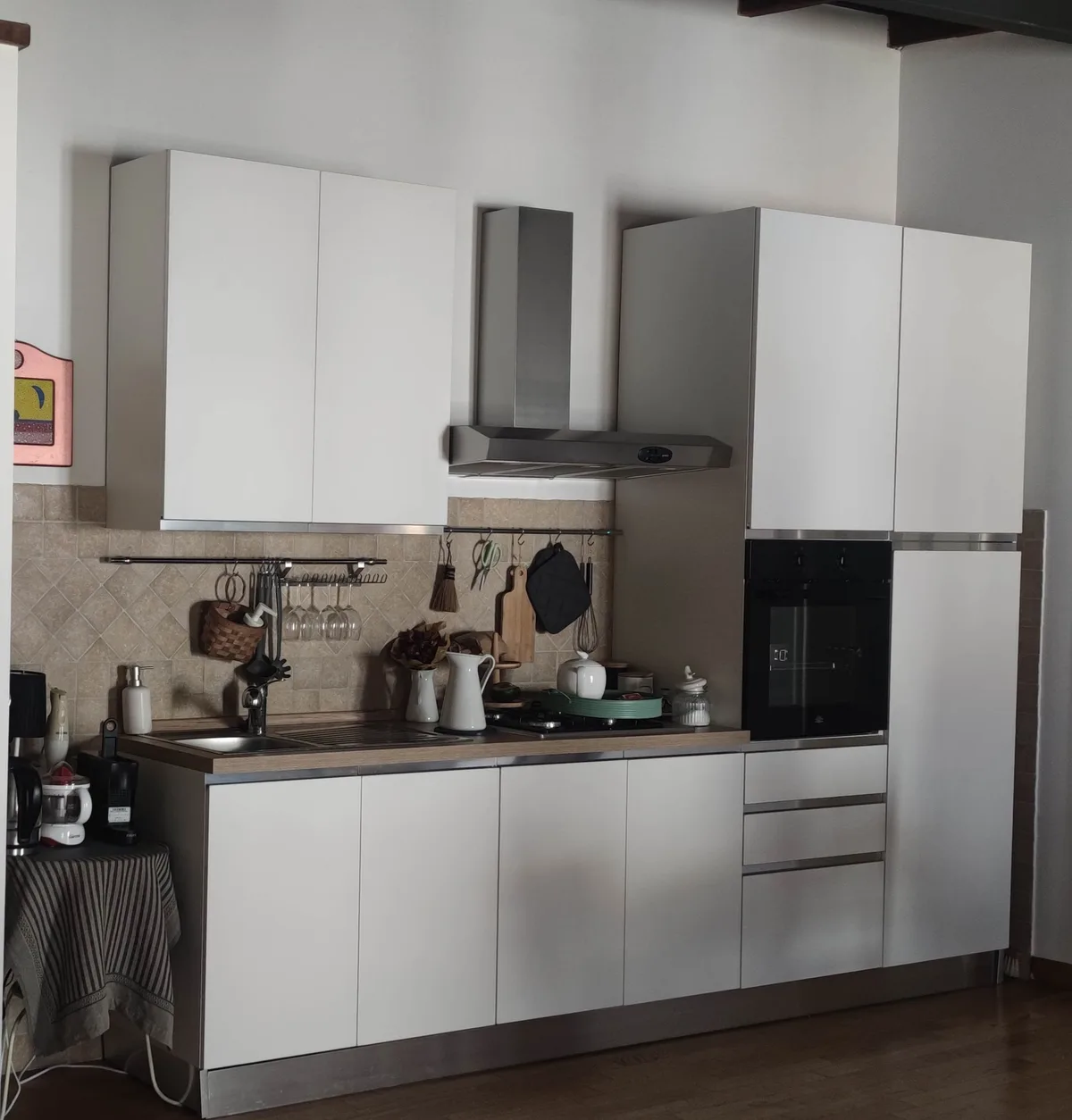 Bright Creative Studio in Historic Viterbo, 50 sqm, showroom presentation, pop-up rental, additional interior view