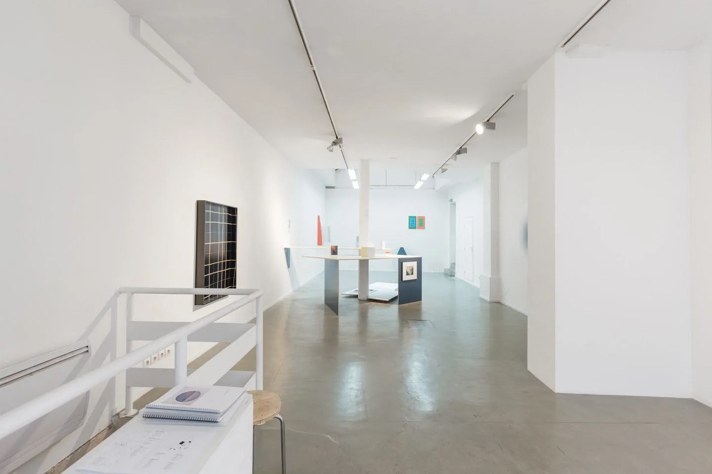 Bright Gallery and Showroom Space in Le Marais, Paris — 4
