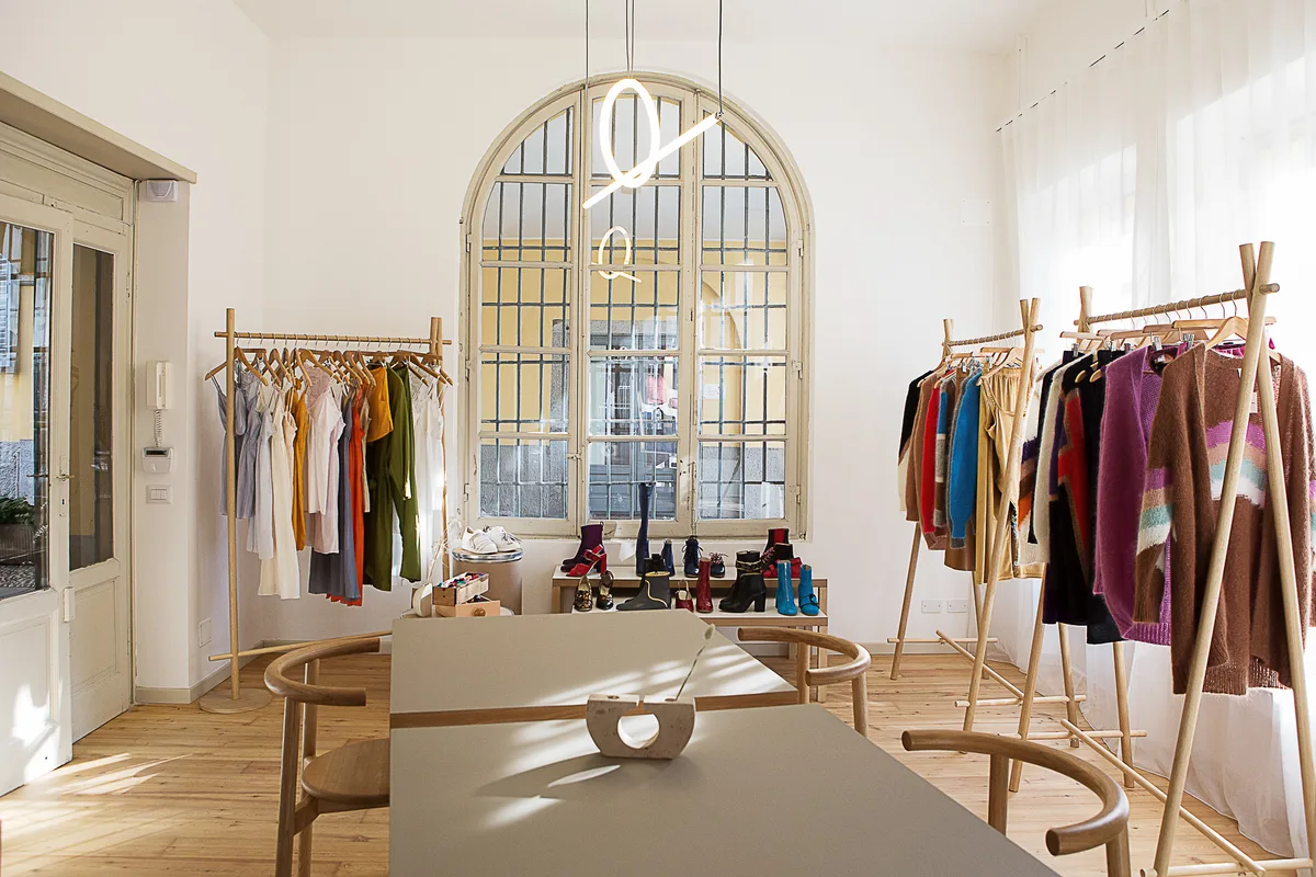 Bright Ground Floor Showroom and Event Space, 70 sqm, art exhibition, pop-up rental in Milano