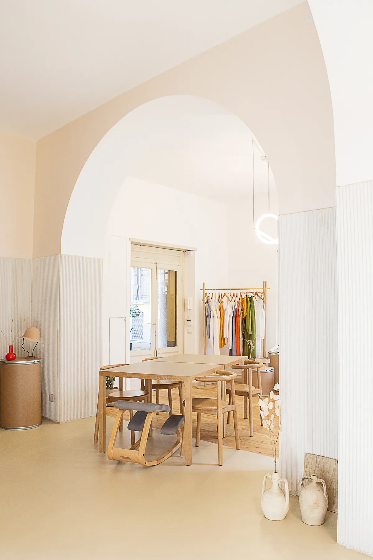 Bright Ground Floor Showroom and Event Space, 70 sqm, art exhibition, pop-up rental in Milano, additional interior view