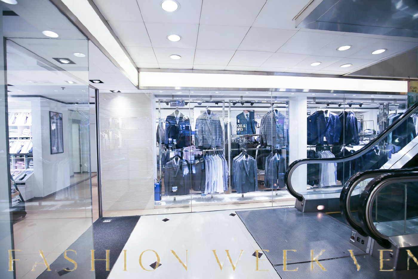 Bright Mall Shop with Large Display Windows in Jordan, 448 sqm, retail activation, pop-up rental in Hong Kong, second interi…