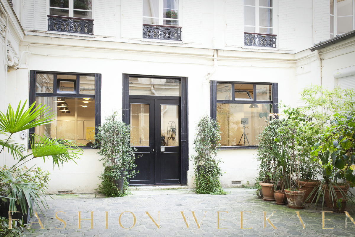 Bright Office Space with Open Plan and Natural Light, 120 sqm, showroom presentation, pop-up rental in Paris