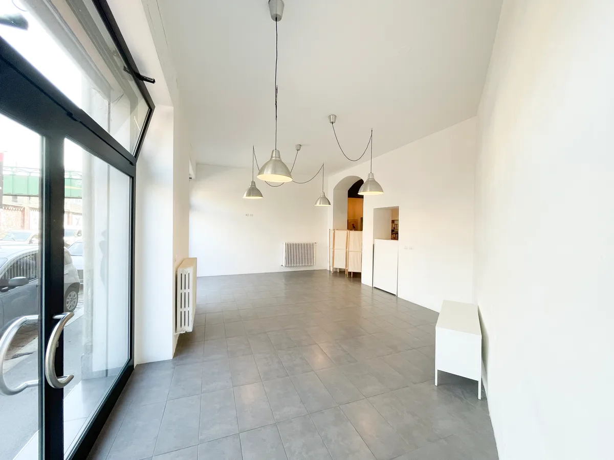 Bright Open Space in Via Tortona, 60 sqm, pop up store in Milano, interior view