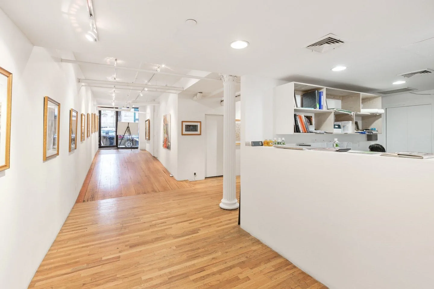 Bright Tribeca Gallery Space — 3