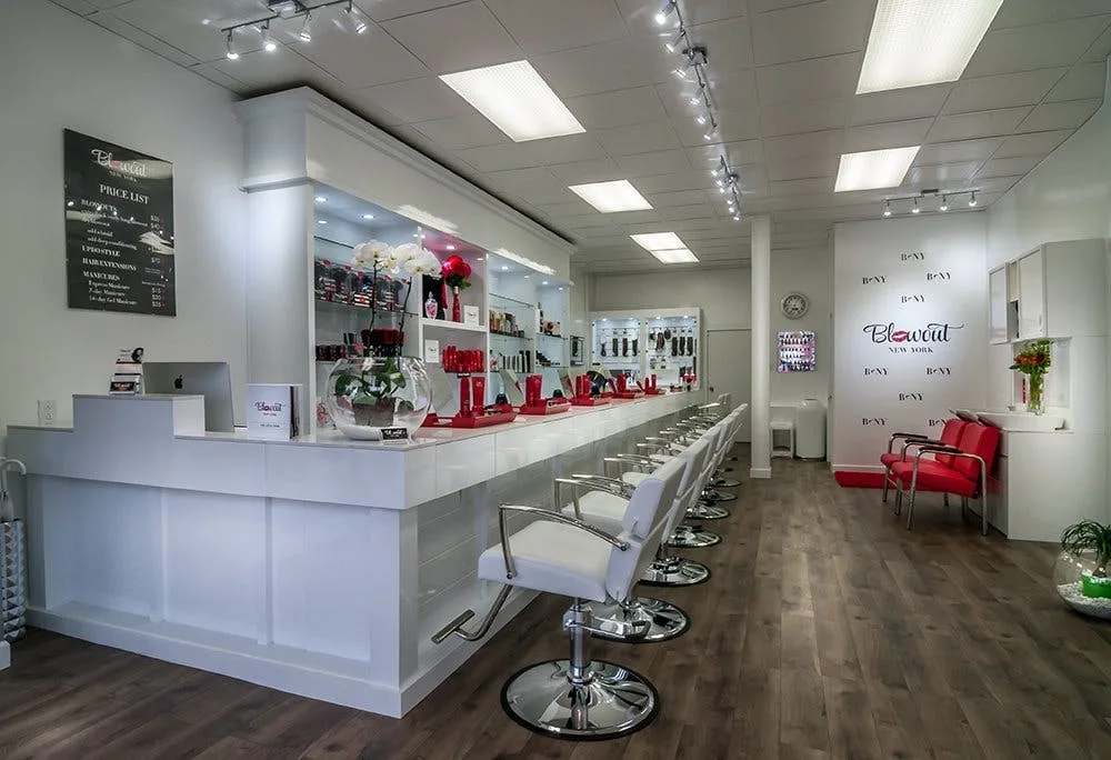 Bronx White Bar Counter Style Storefront