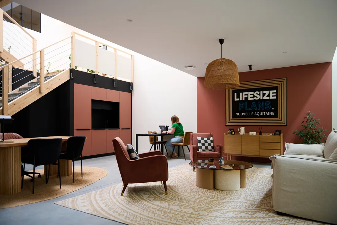 Bureaux Modernes avec Équipements Audiovisuels à Beychac et Caillau, 400 sqm, photo shoot, pop-up rental in Beychac-et-Caill…