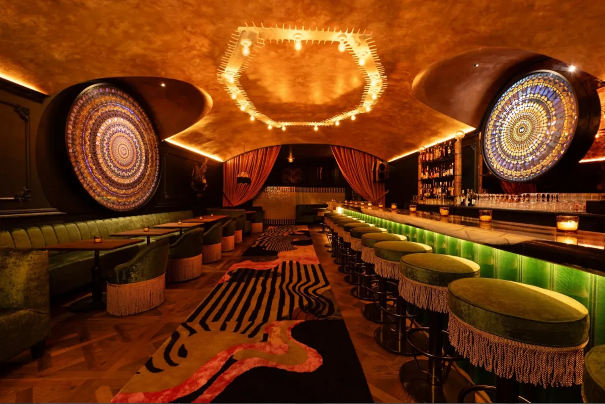 Captivating Bi-Level Event Venue in New York City, 260 sqm, private event, pop-up rental, second interior view