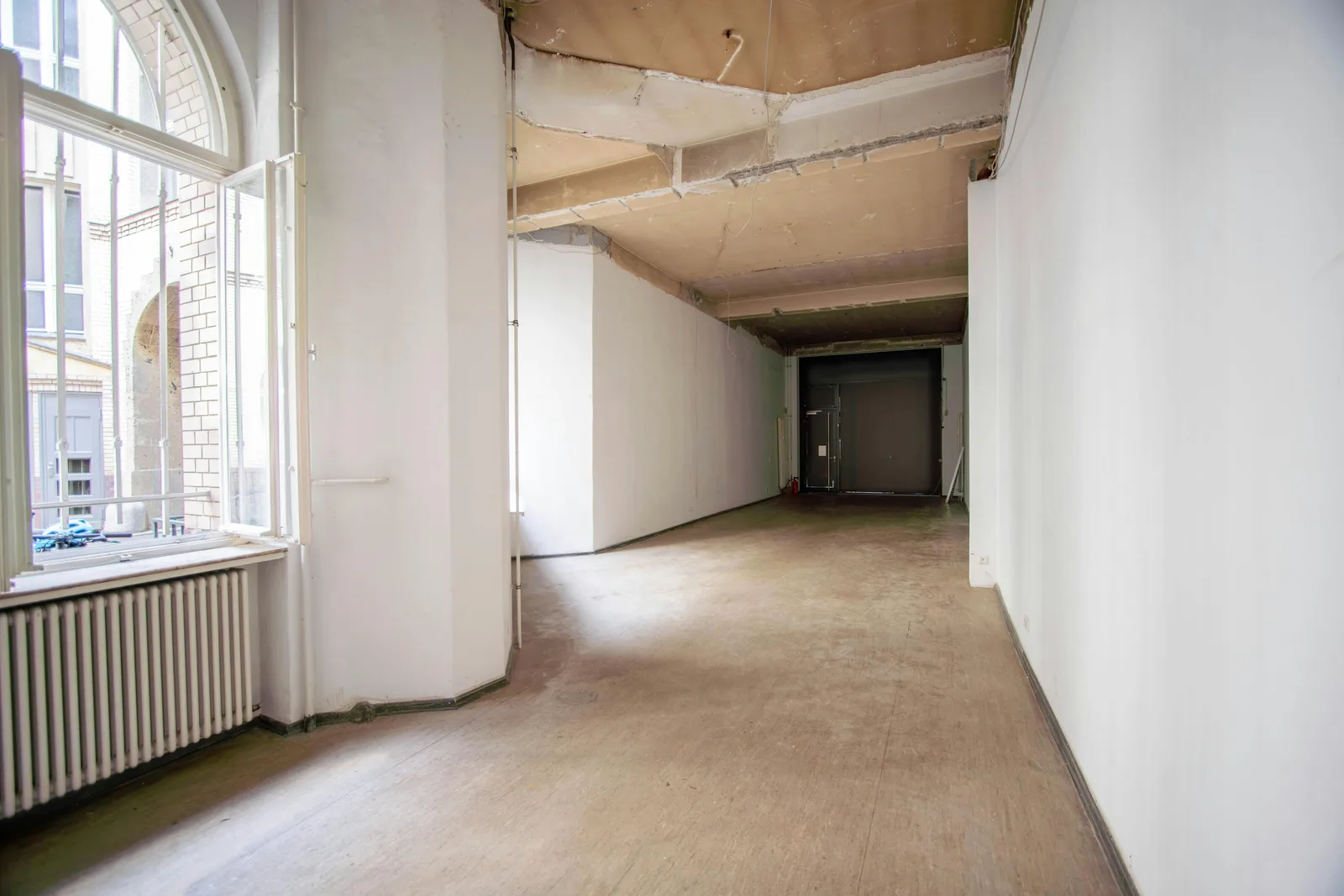 Central Berlin Pop-Up Space on Friedrichstrasse — 2