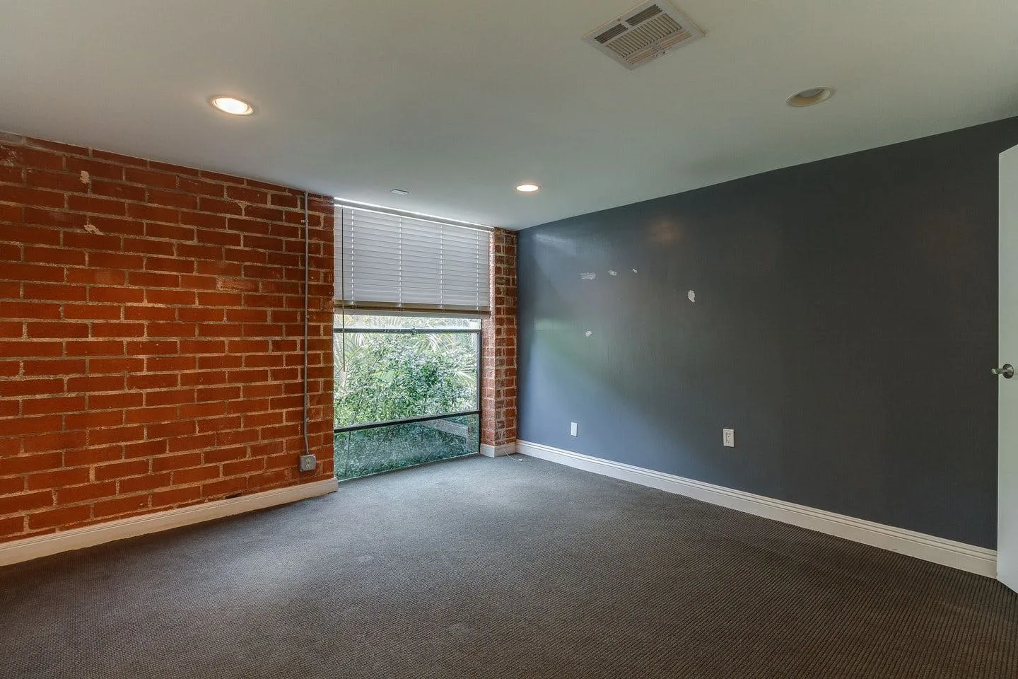 Characterful Brick Building in Beverly Hills — 4