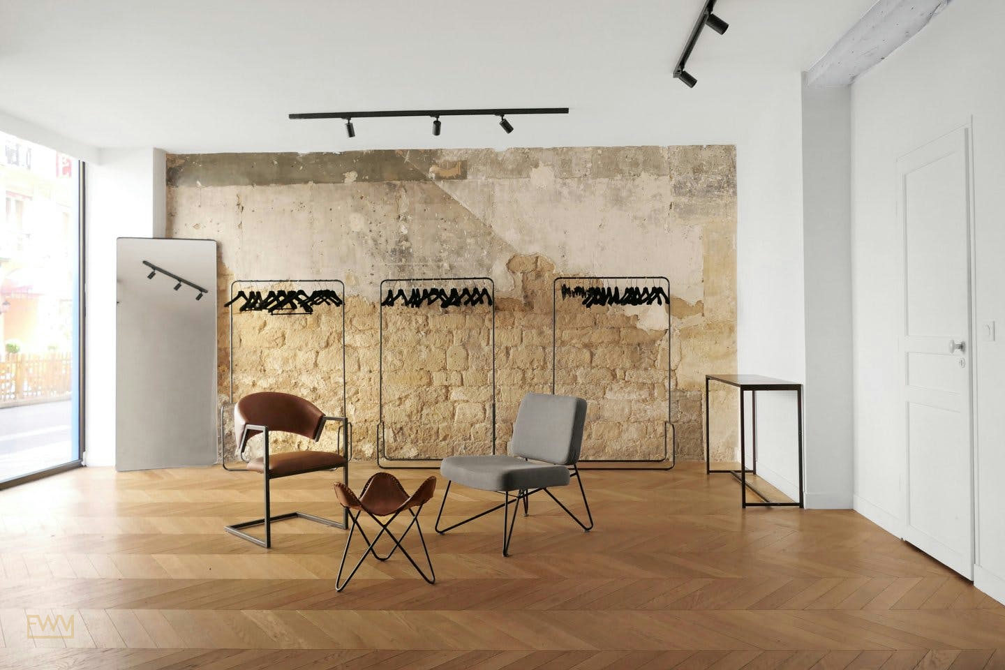Charmant Showroom and Studio in Central Paris, 61 sqm, showroom presentation, pop-up rental