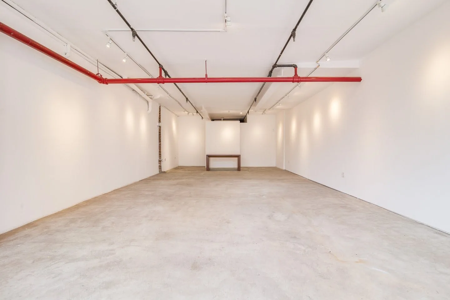 Charming Bowery Gallery on Broome Street, New York
