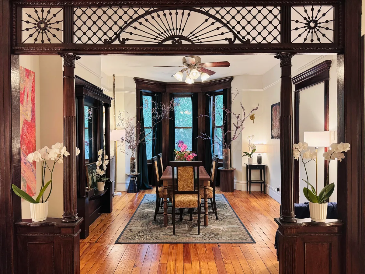 Charming Brooklyn Brownstone Townhouse with Garden, 269 sqm, photo shoot, pop-up rental