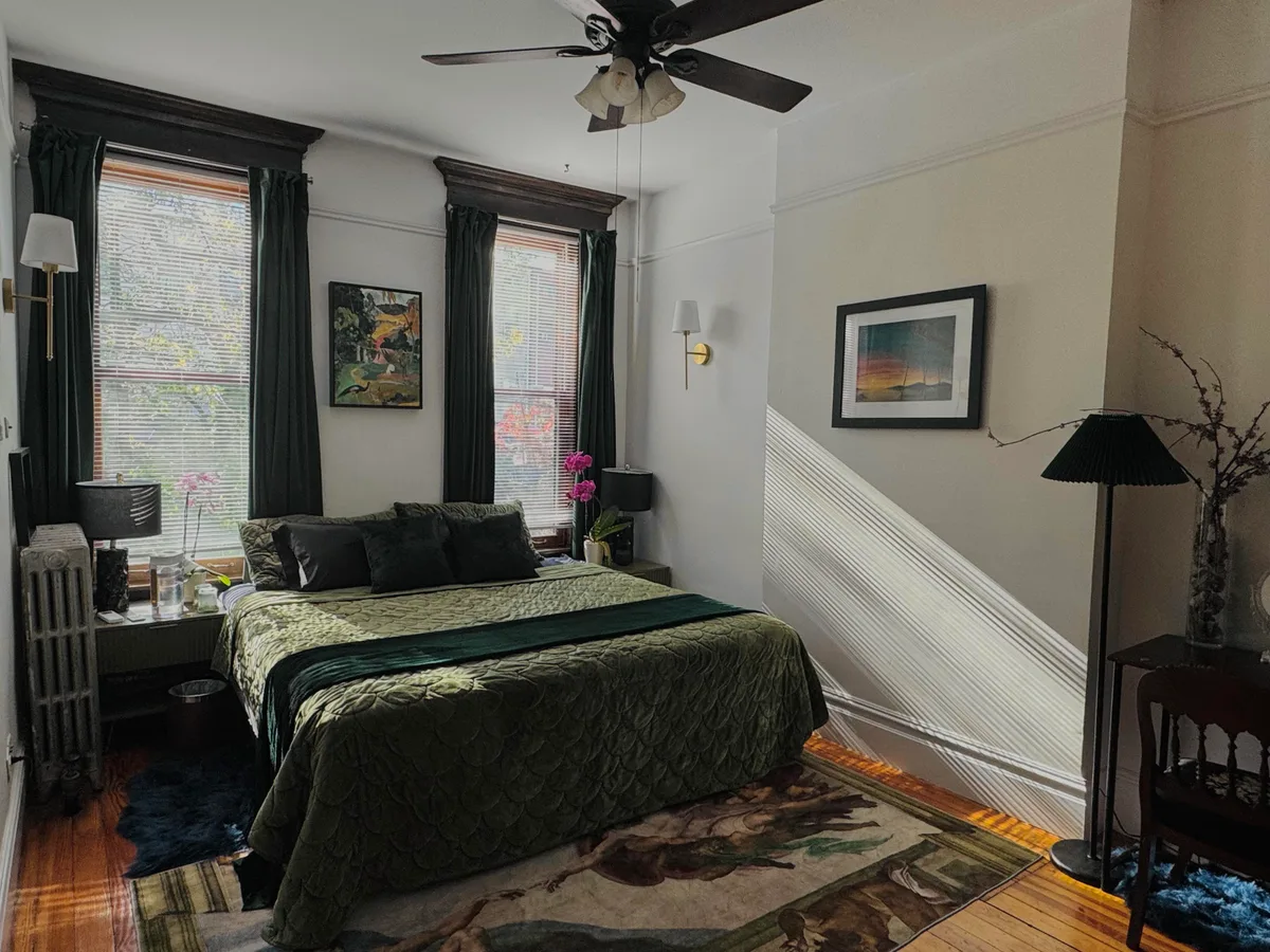 Charming Brooklyn Brownstone Townhouse with Garden, 269 sqm, photo shoot, pop-up rental, interior view