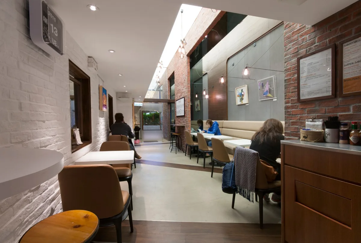 Charming Indoor/Outdoor Café Space in Sai Ying Pun, 112 sqm, pop up store in Hong Kong