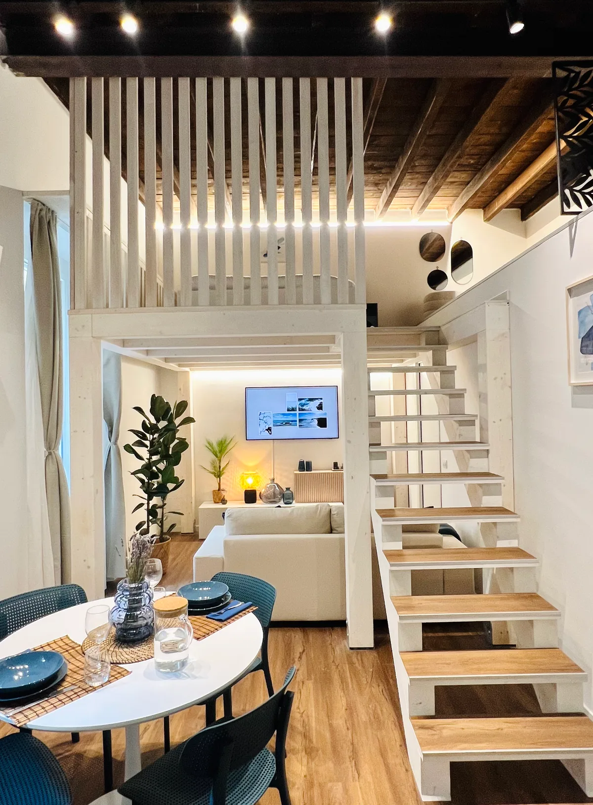 Charming & Minimalist Space in Milan, 60 sqm, art exhibition, pop-up rental in Milano