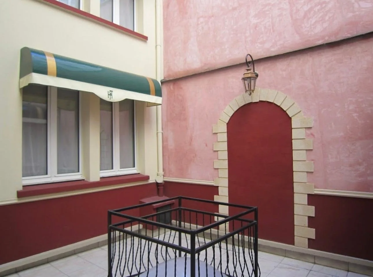 Charming Paris Meeting Space in the 17th Arrondissement — 4