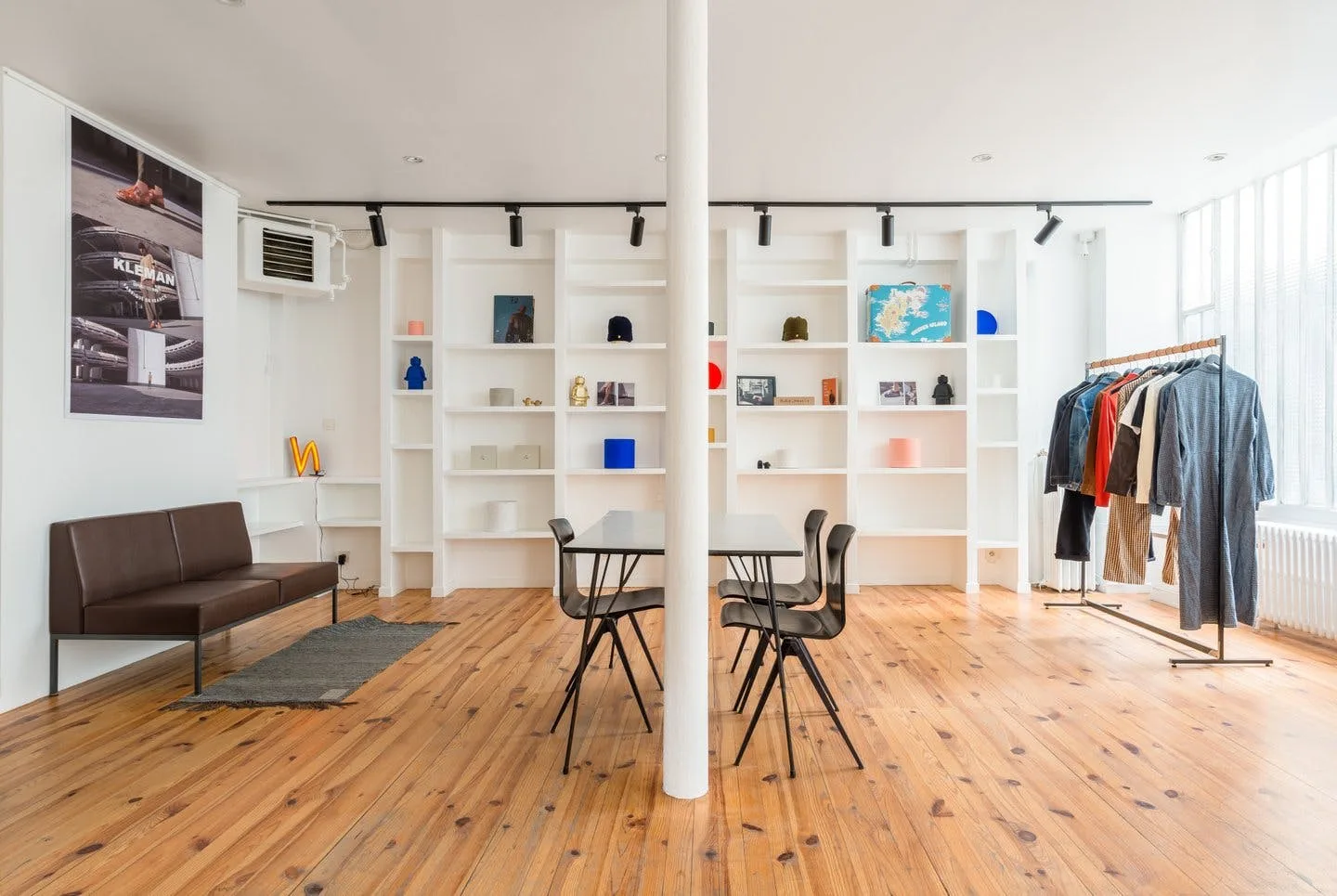 Charming Workshop and Showroom in Paris Le Marais — 5