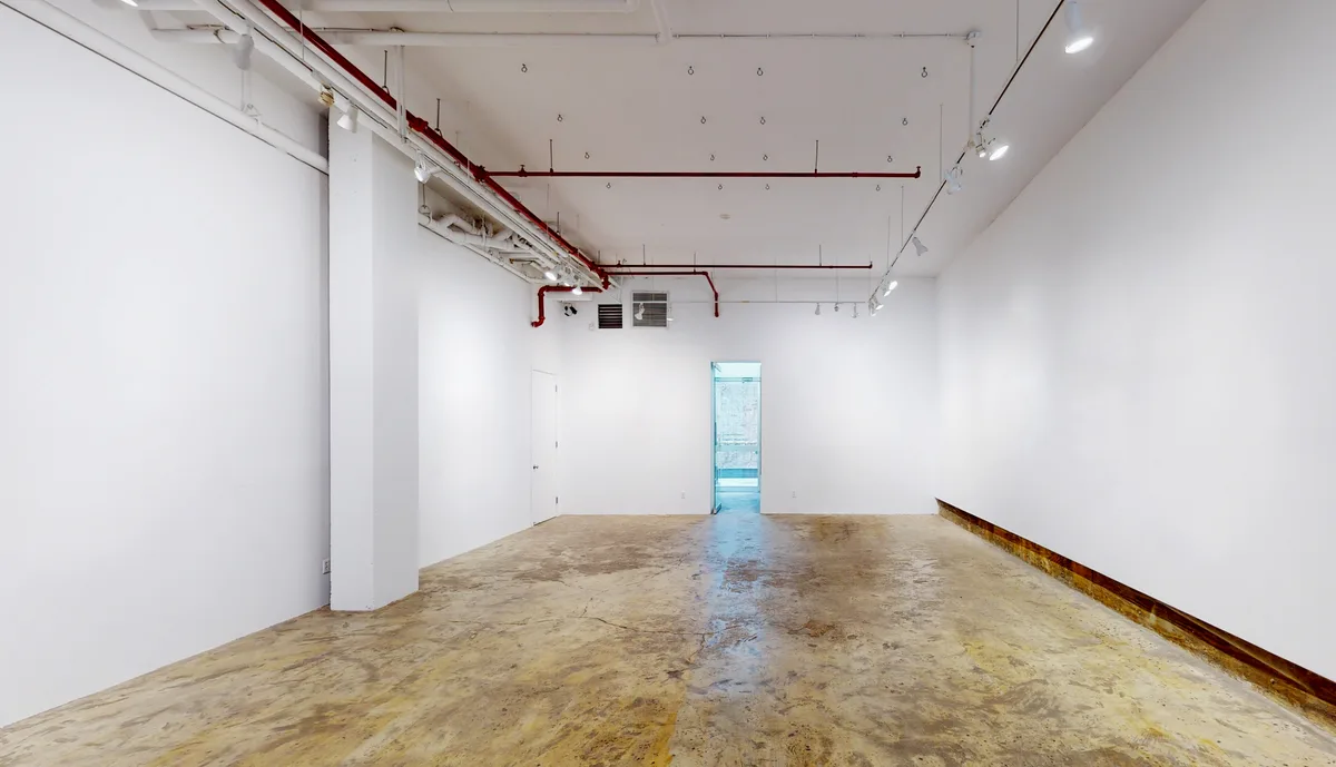Chelsea Gallery Space with Private Outdoor Terrace, 186 sqm, corporate event, pop-up rental in New York, interior view