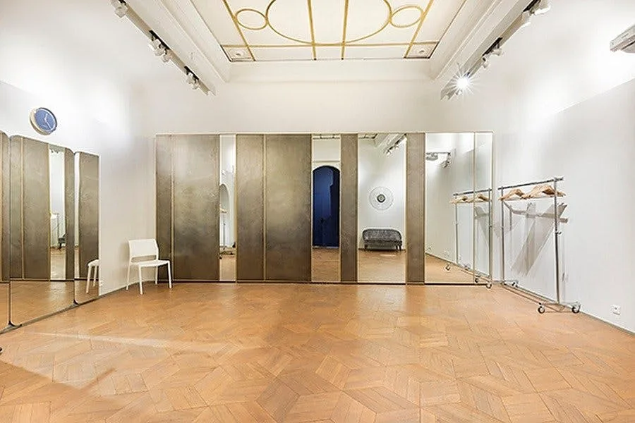 Chic 100 sqm Boutique in Downtown Toulouse — 3