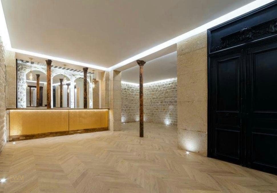 Chic 200 sqm Event and Showroom Space in Le Marais, pop up store in Paris