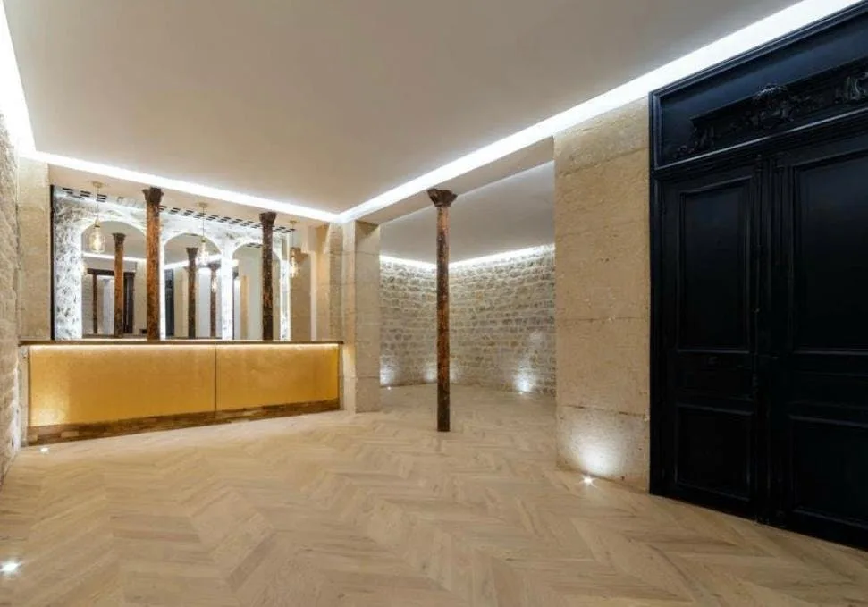 Chic 200 sqm Event and Showroom Space in Le Marais