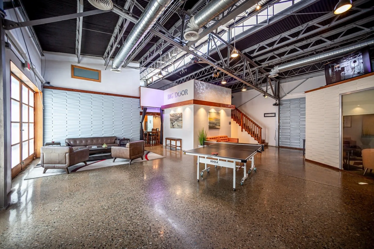 Chic Industrial Space and Cyc Stage in El Segundo
