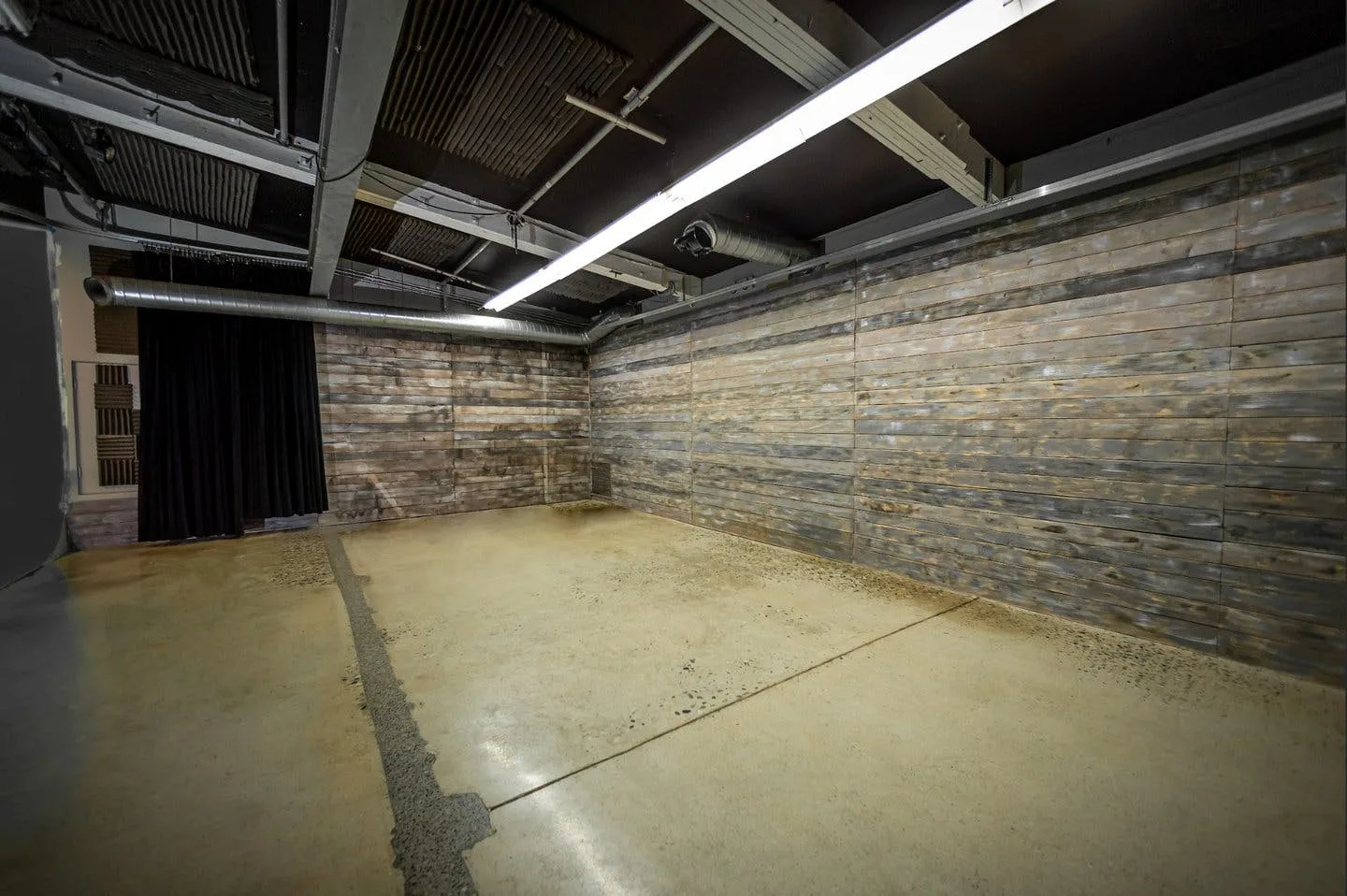 Chic Industrial Space and Cyc Stage in El Segundo — 4