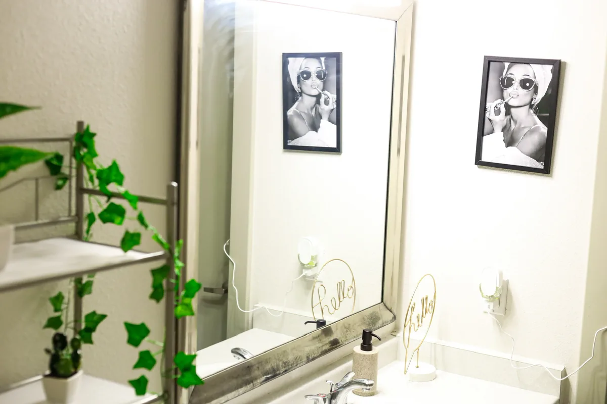 Chic Stylist Studio Space with Premium Amenities, 28 sqm, showroom presentation, pop-up rental in San Antonio