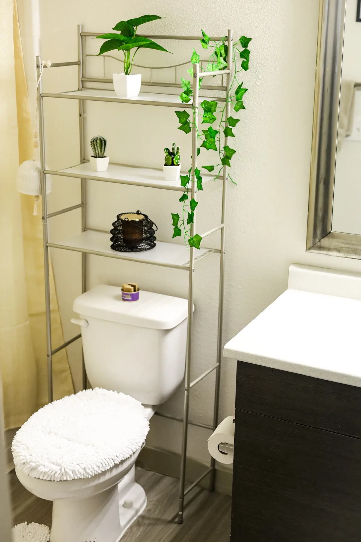 Chic Stylist Studio Space with Premium Amenities, 28 sqm, showroom presentation, pop-up rental in San Antonio, interior view