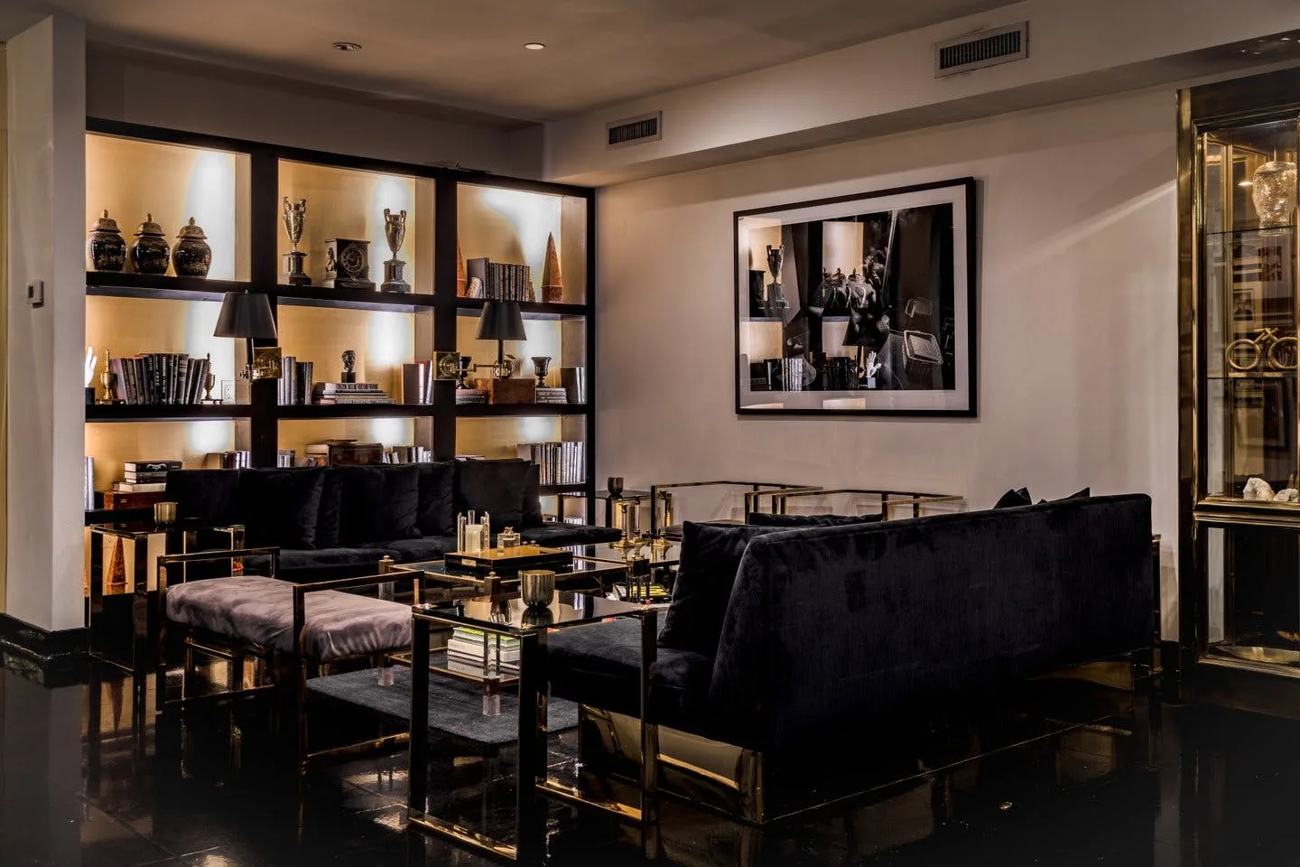 Classically Elegant 5,000 Sq Ft SoHo Mansion Duplex — 4
