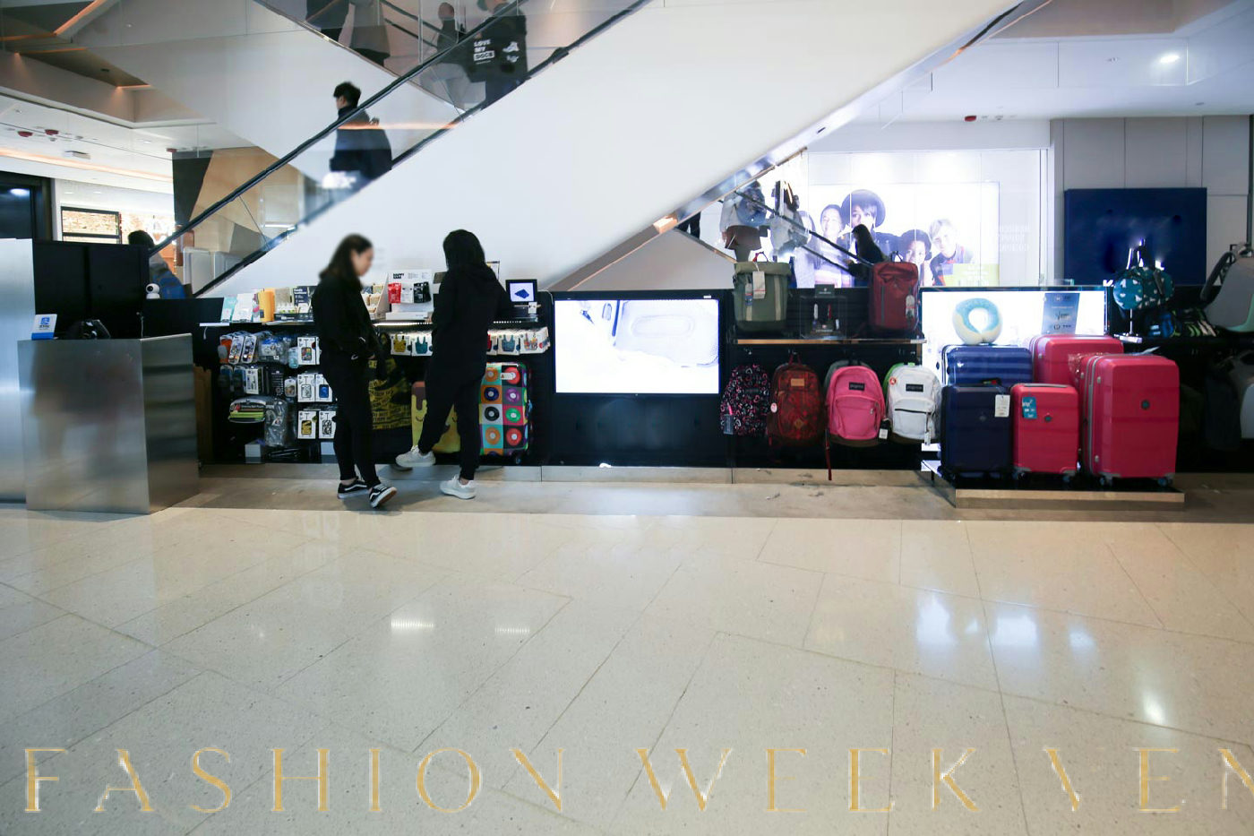 Clean and Trendy Pop-Up Store in CWB, 9 sqm, pop up store in Hong Kong