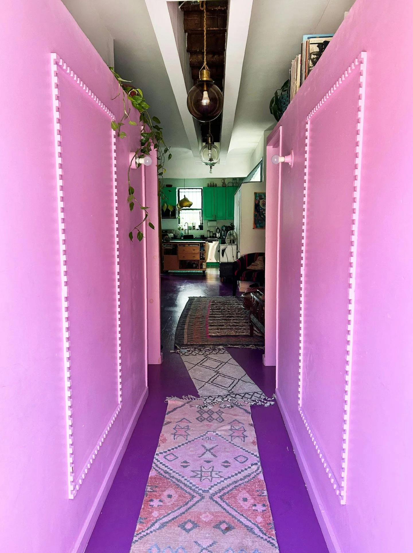 Colorful Spacious Garden Apartment in Red Hook, Brooklyn — 4