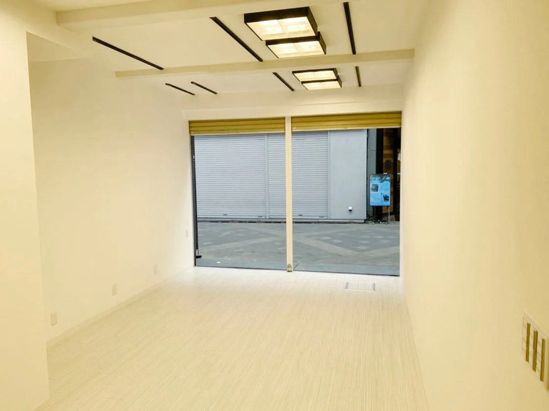 Commercial Space in Shin-Nakamise Shopping District, Sumida City — 3