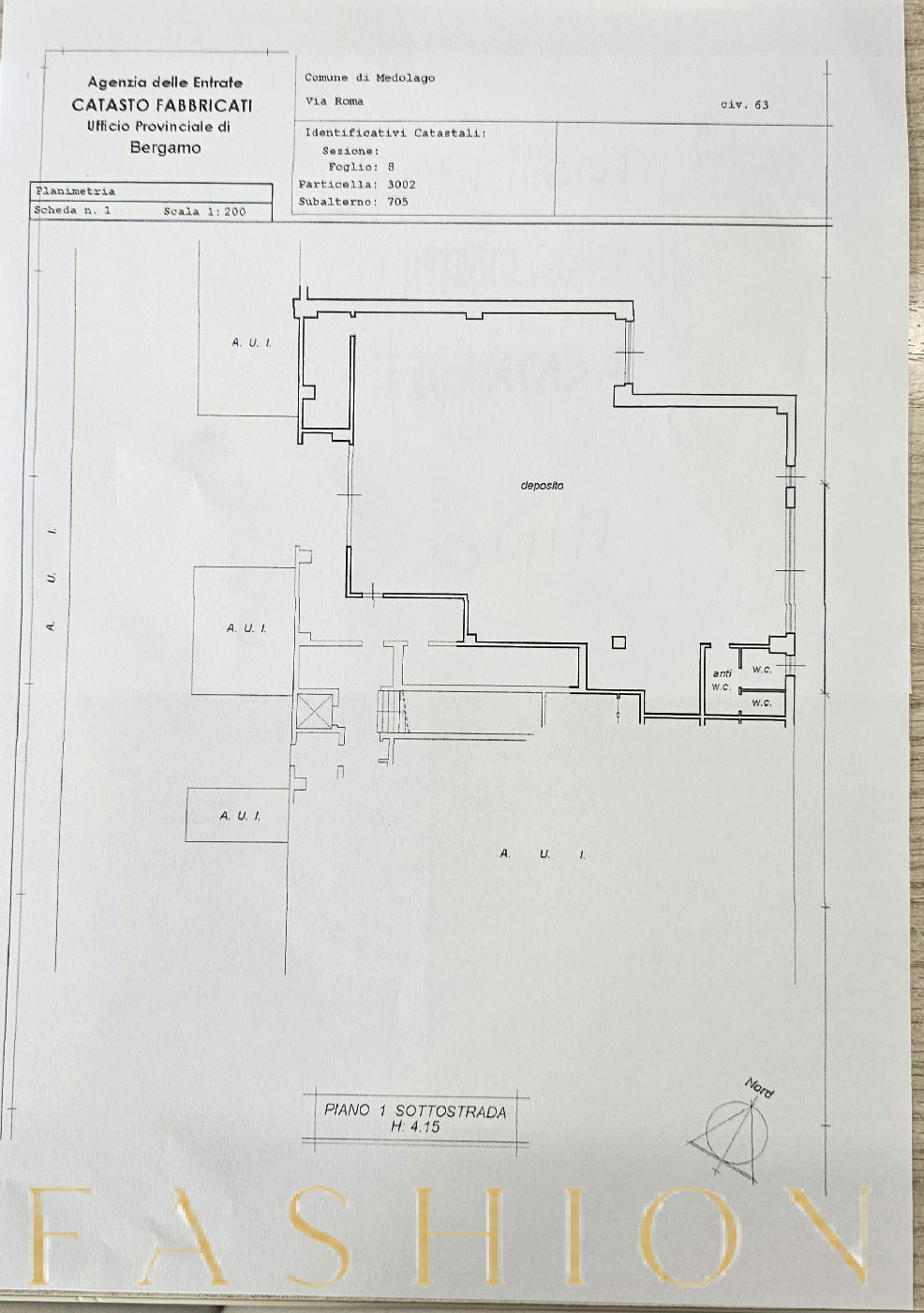 Commercial Space with Ample Parking Available, 390 sqm, pop up store in Medolago