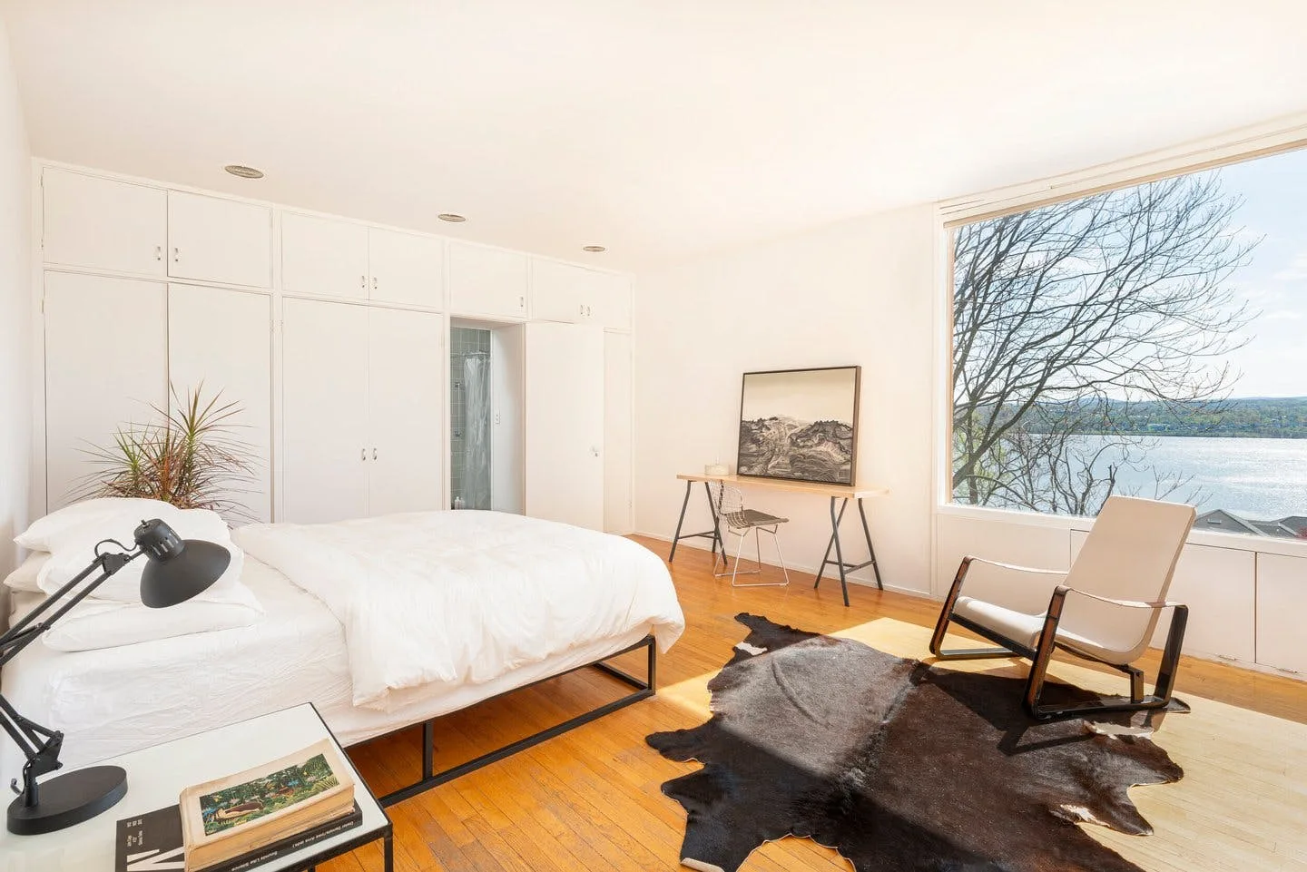 Contemporary 4,000 Sq Ft Open Space in Newburgh — 4
