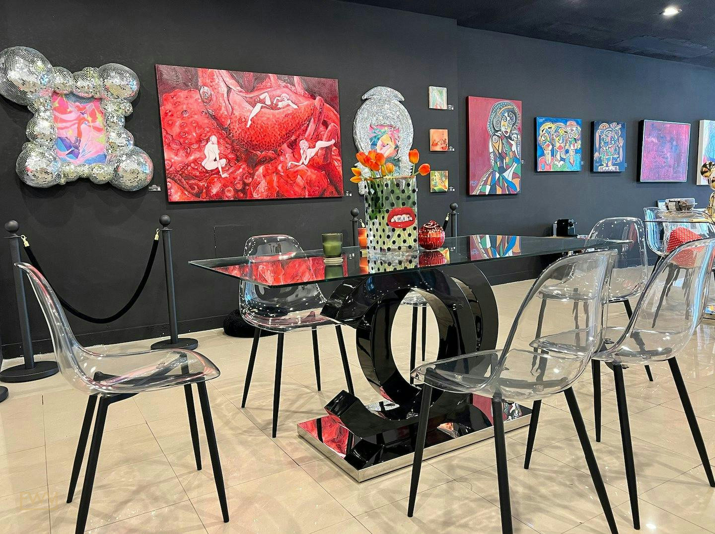 Contemporary Art Gallery in Downtown Miami, 167 sqm, art exhibition, pop-up rental