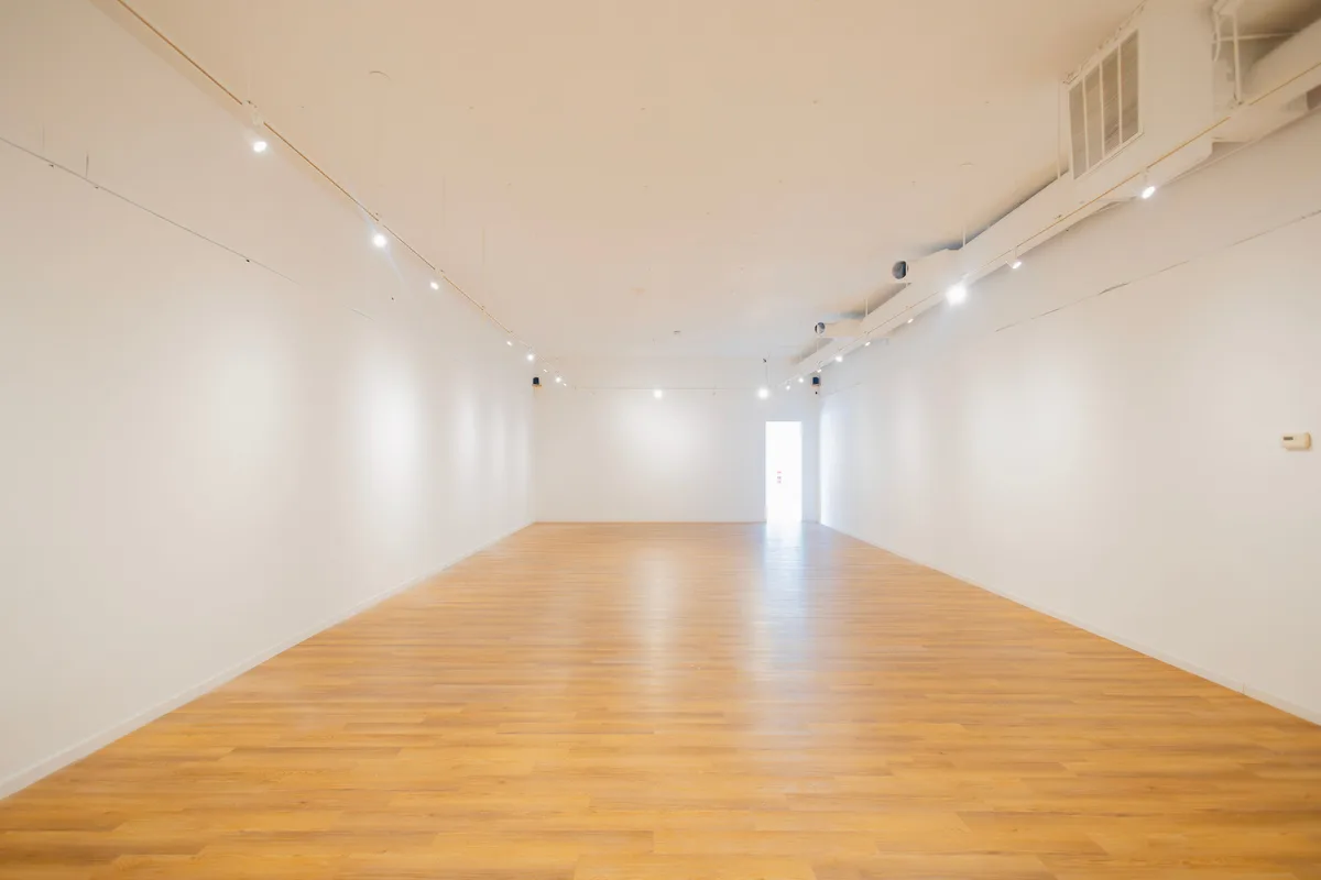Contemporary Event Space in Buckhead, Atlanta, 212 sqm, art exhibition, pop-up rental, additional interior view