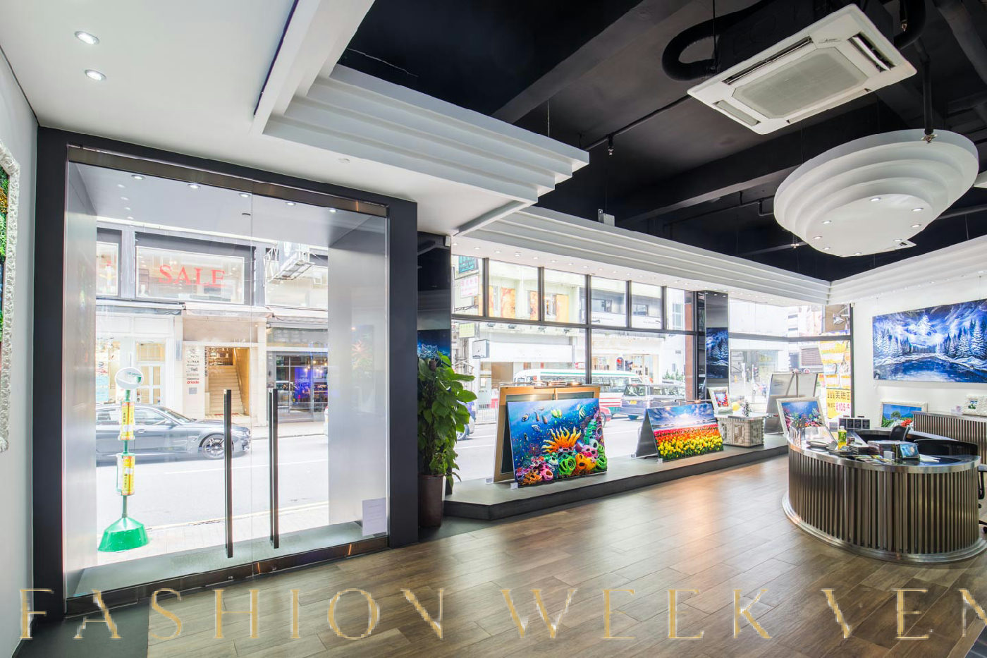 Contemporary Gallery in Causeway Bay, 139 sqm, art exhibition, pop-up rental in Hong Kong, second interior view