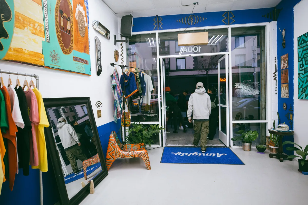 Contemporary Gallery Space in DTLA, 74 sqm, art exhibition, pop-up rental in Los Angeles, second interior view