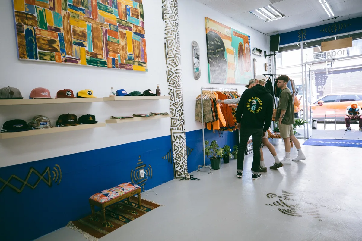 Contemporary Gallery Space in DTLA, 74 sqm, art exhibition, pop-up rental in Los Angeles, additional interior view